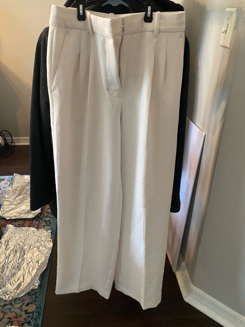 Aritzia The Effortless Pant - Ivory